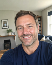 Marcus T., 44